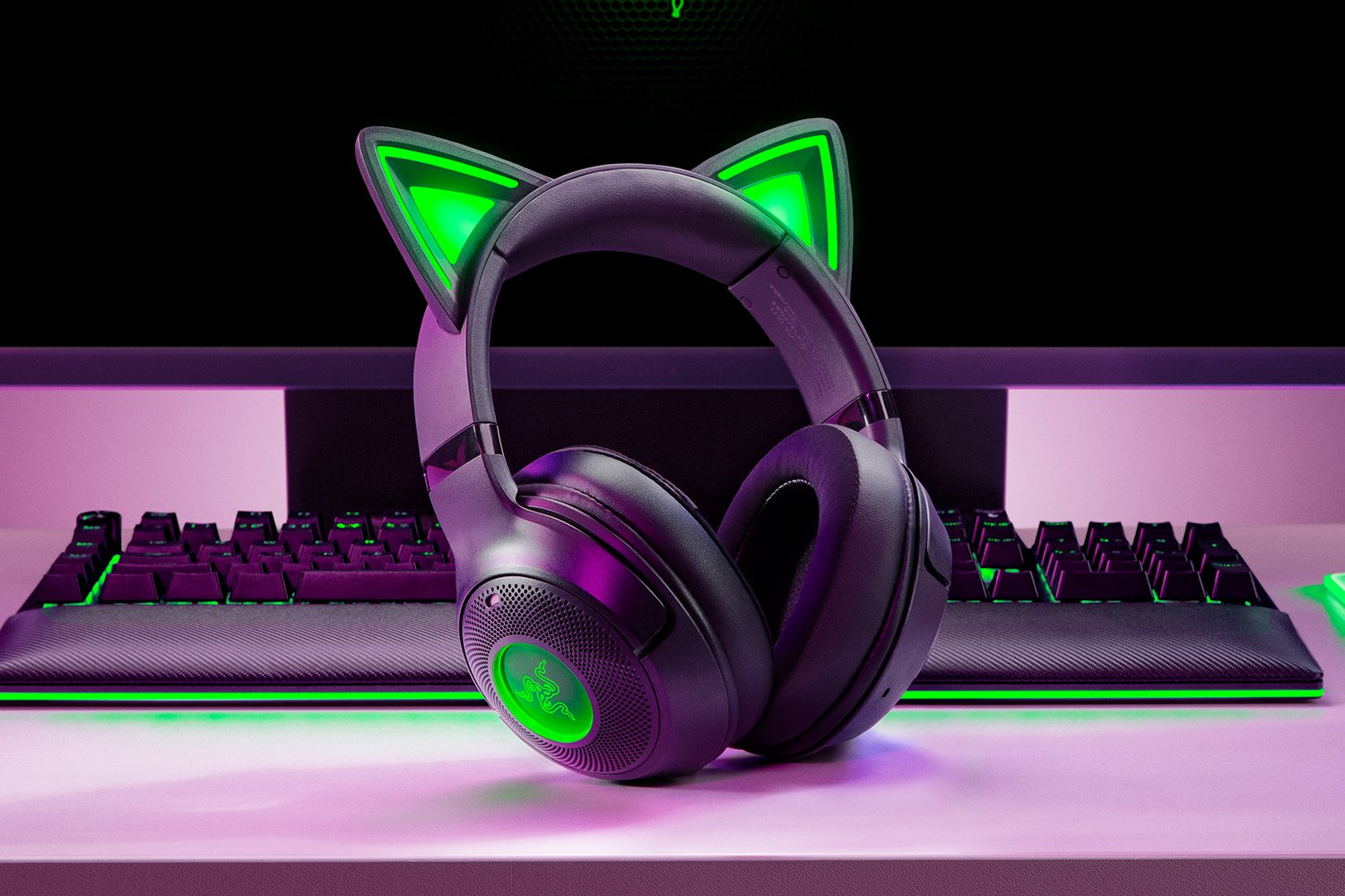 RAZER Kraken Kitty V2 BT Wireless Bluetooth RGB Gaming Headset Black