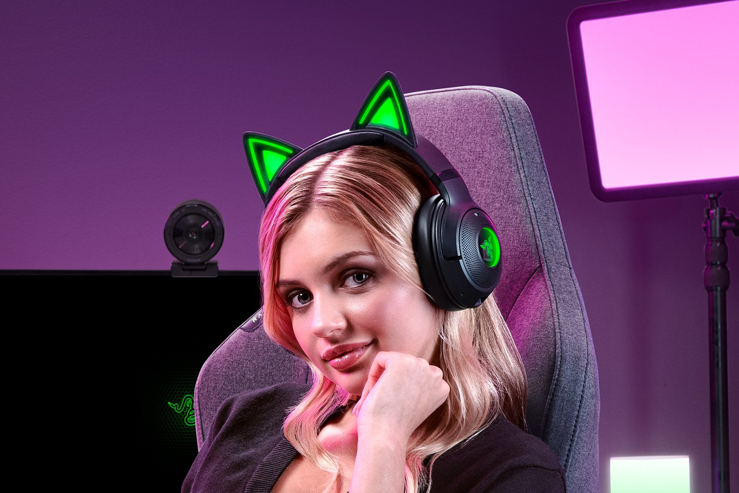 RAZER Kraken Kitty V2 BT Wireless Bluetooth RGB Gaming Headset Black